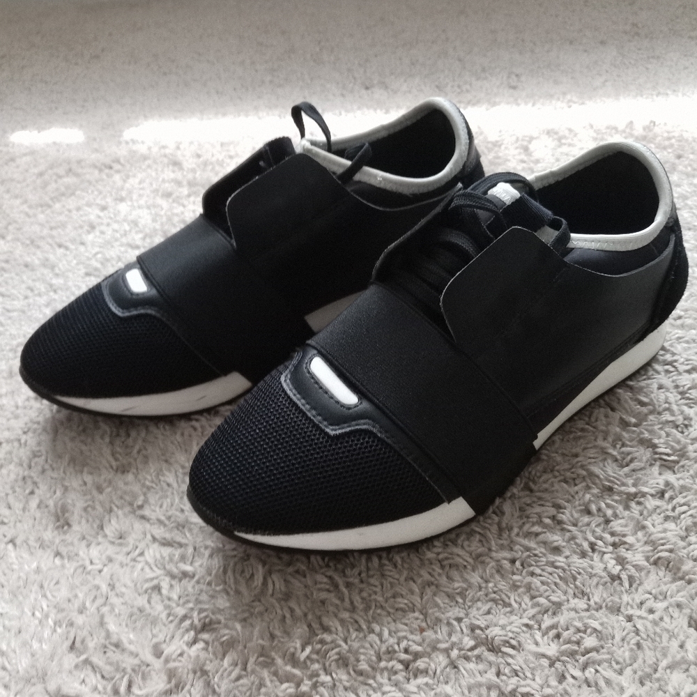 Balenciaga  Race Runner Sneaker Size:9